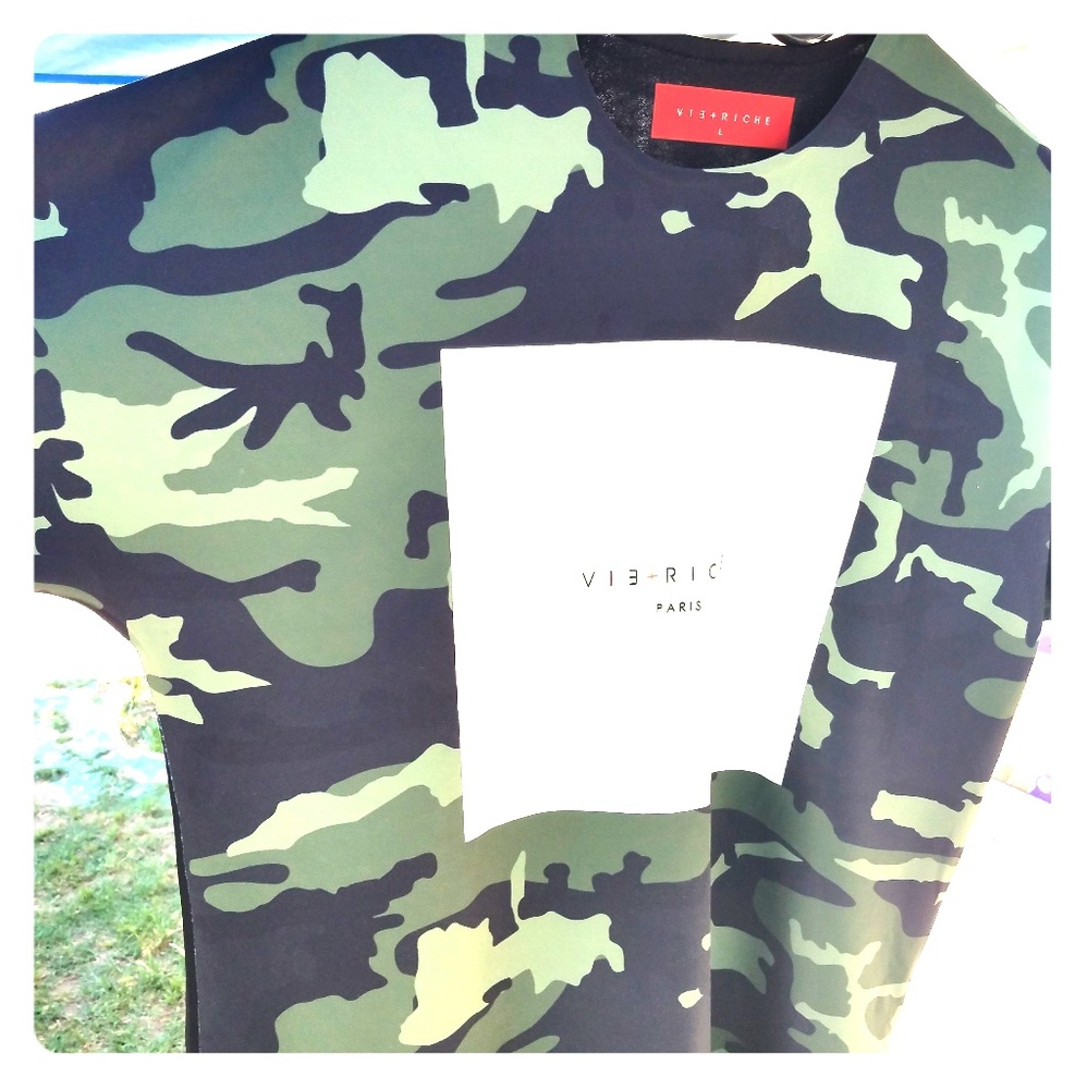 VIE + RICHE Paris